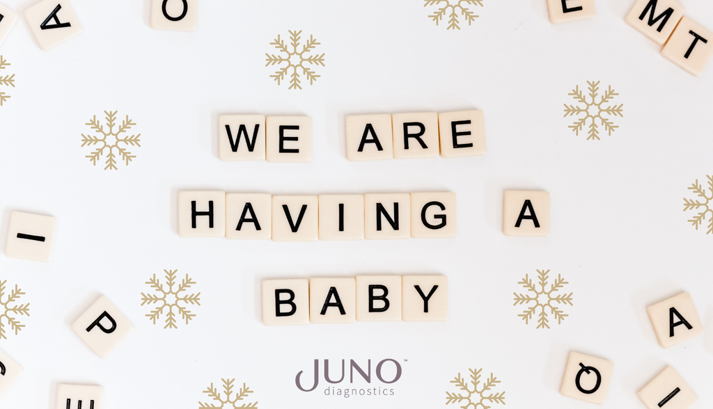 The holidays are the perfect time for a pregnancy announcement. 